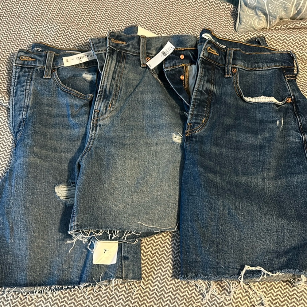 3 pack old navy shorts